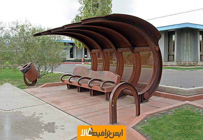 ایستگاه اتوبوس چوبی مدرن